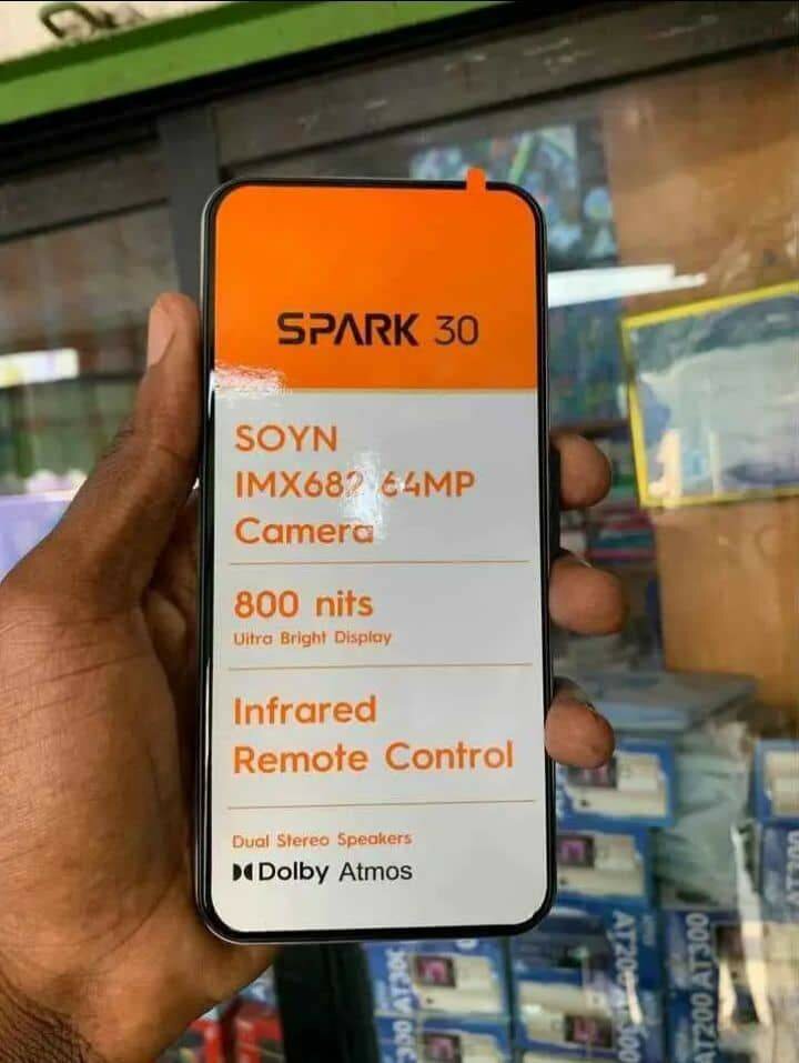 SPARK 30 Smartphone 64MP