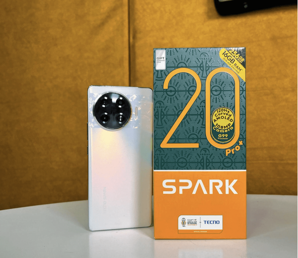 Tecno Spark 20 Pro plus 256Go