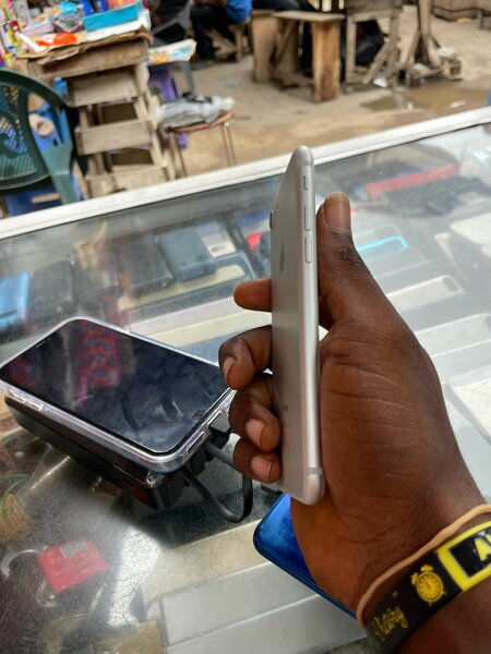 iPhone 7G