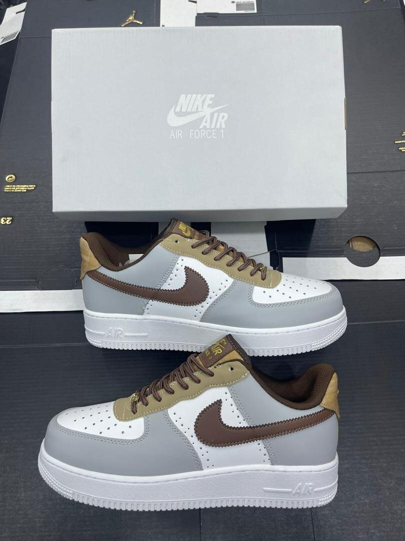 NIKE AIRFORCE