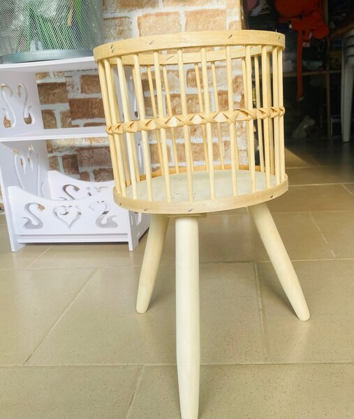 Table d'appoint en rotin
