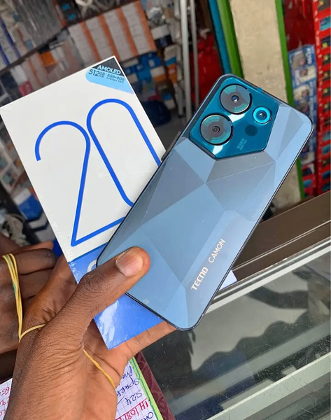 Smartphone Camom 20 Premier 5G
