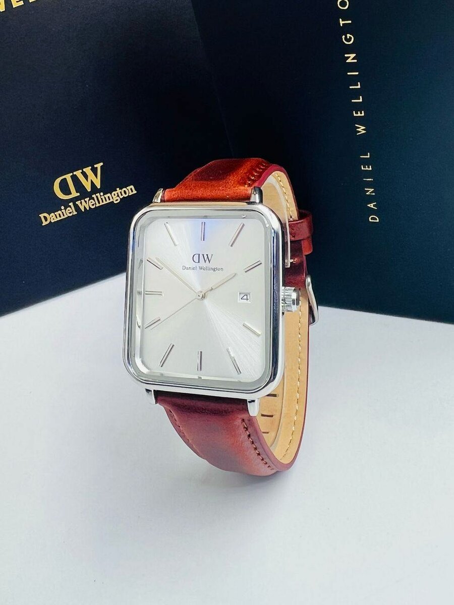 Belle montre avec coffret