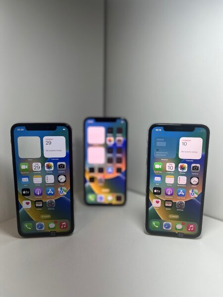 Pre-owned iPhone x