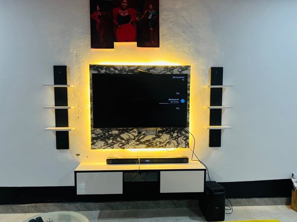 Tv unit