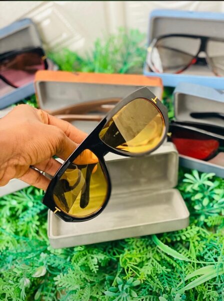 Paire de lunettes
