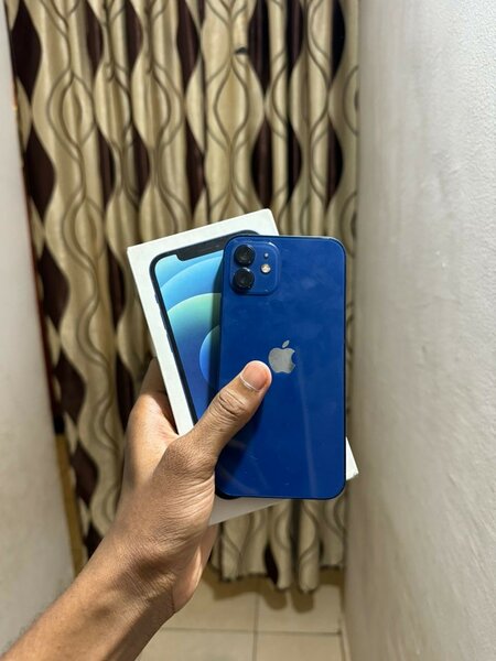 iPhone 12 CE