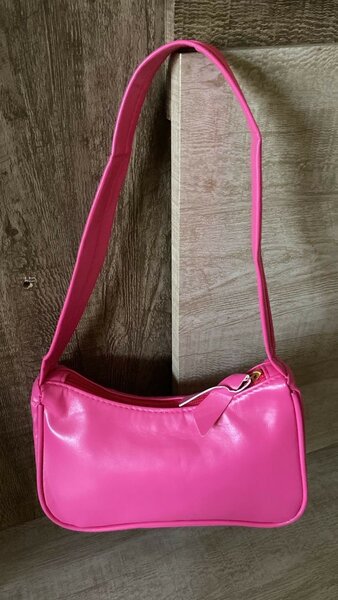 Sac à main bandoulière élégante