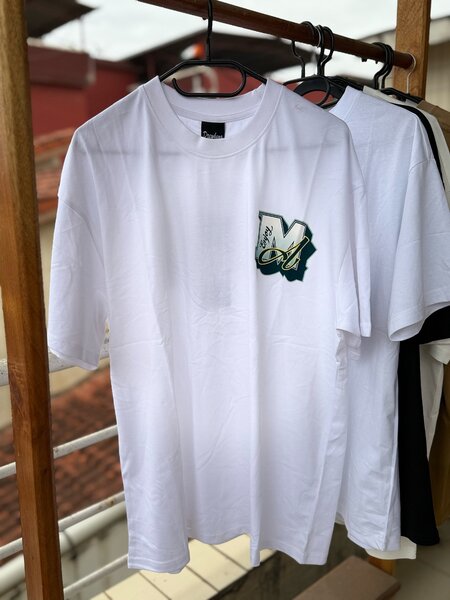 T-shirt streetwear tendance
