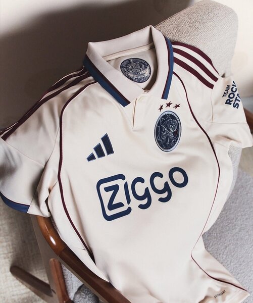 Maillot de Football Authentique