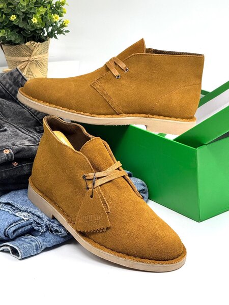 Clarks desset boots