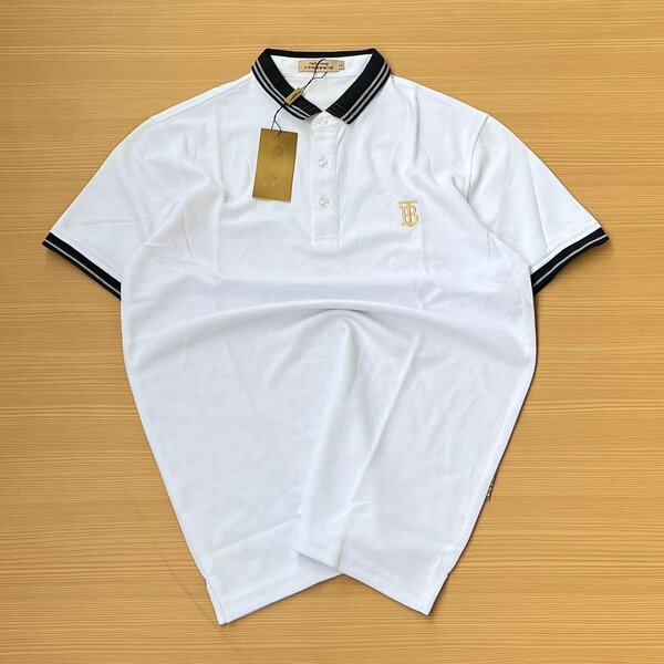 CLASSIC MEN T-SHIRT