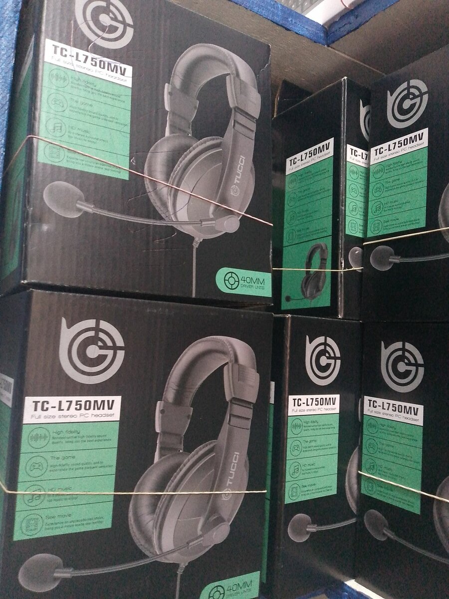 Laptop headset