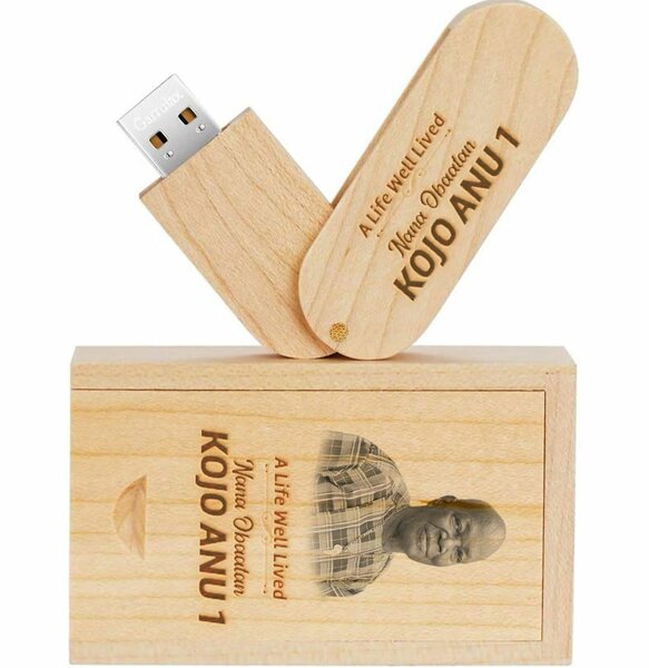 Bamboo Pendrive with Case