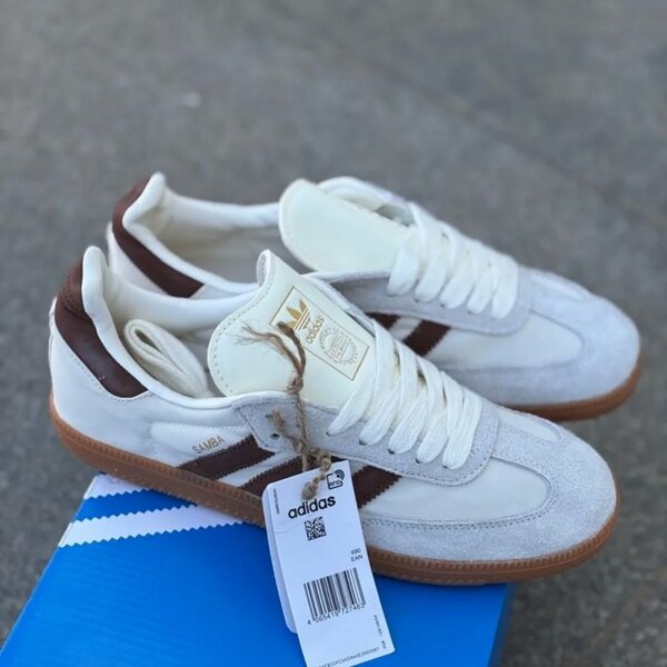 Men's sneakers