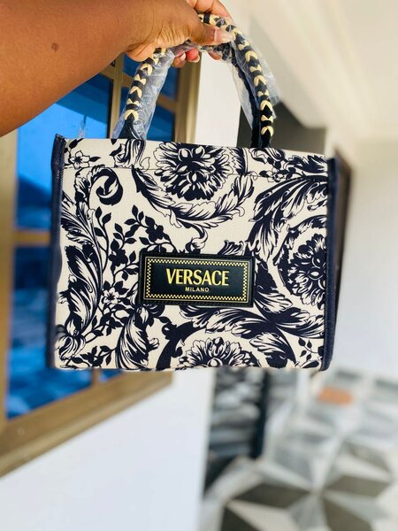 Ladies handbag
