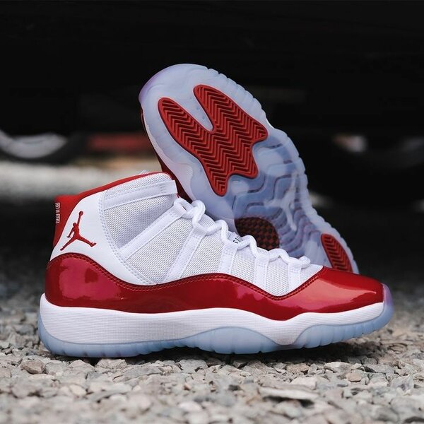 Jordan Retro 11