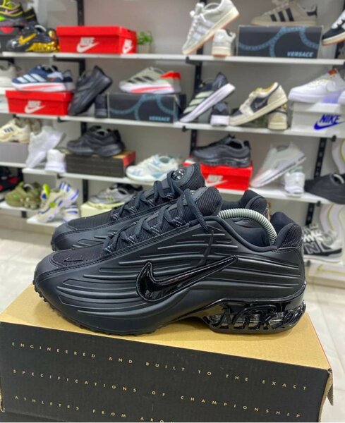NIKE CLASSIC