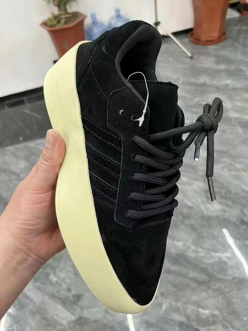 Fashion sneakers