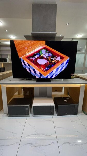 Microwave ovens