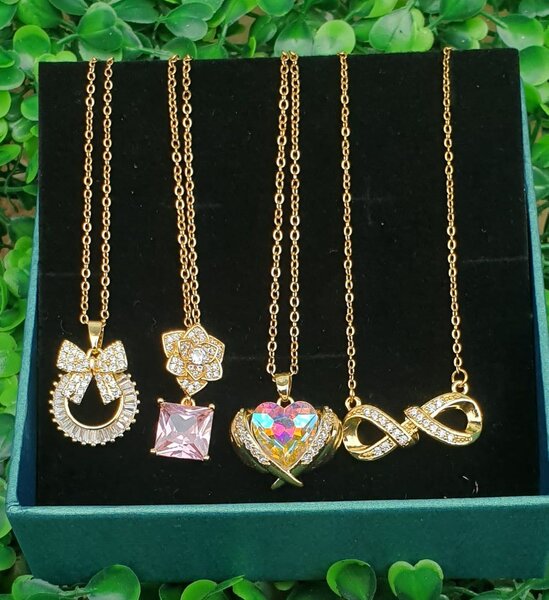 Exquisite necklaces