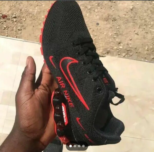 Nike ultra sneakers