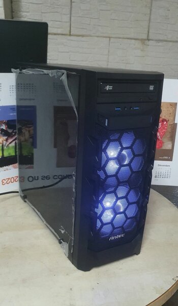 Tour PC Gaming Lumineux