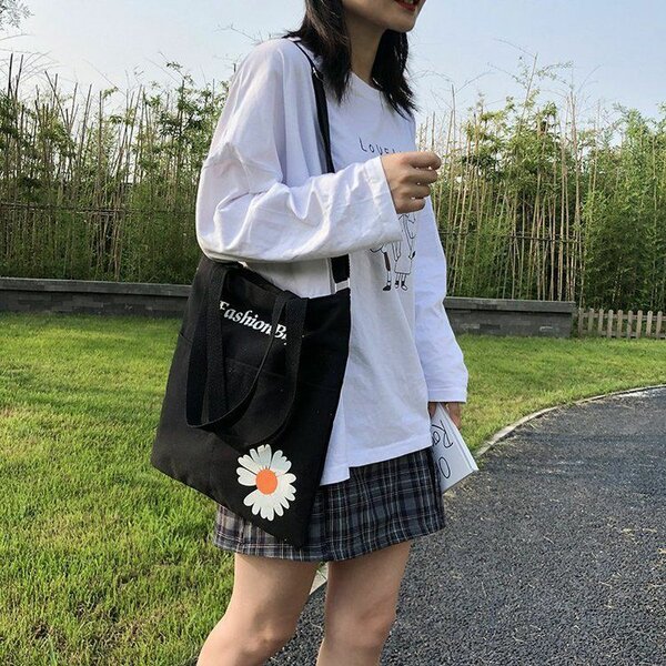 Tote bags