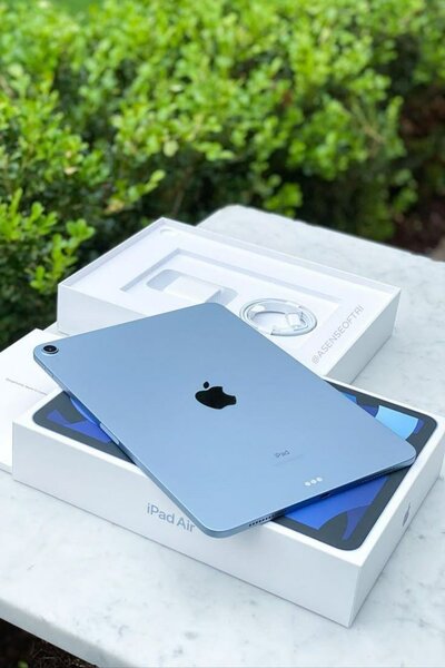 iPhone tablet