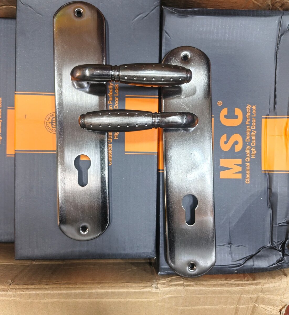 Poignée de porte.