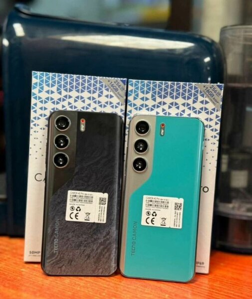 Smartphone Tecno Camon 40