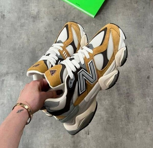 New Balance 9060