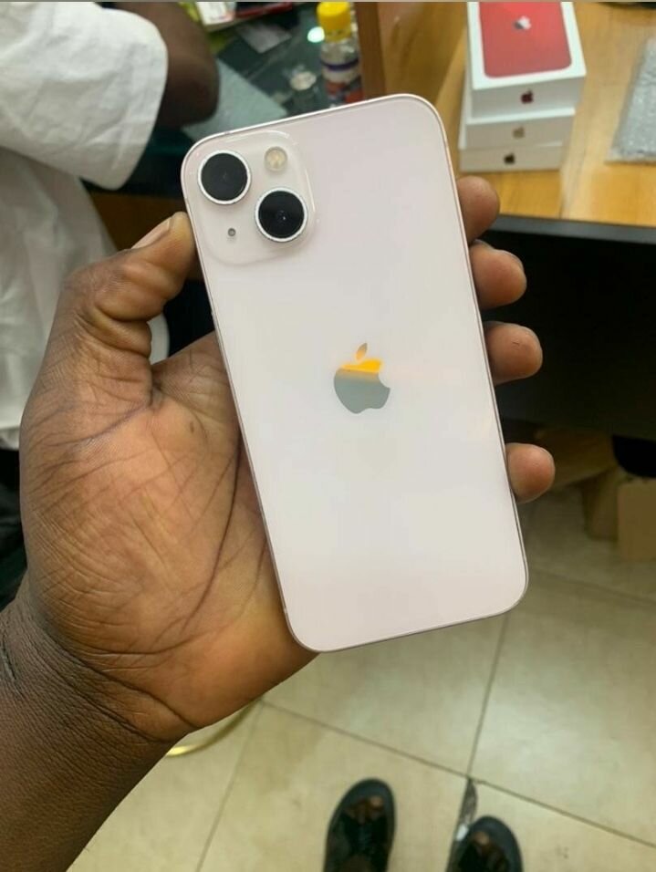 iPhone 13
