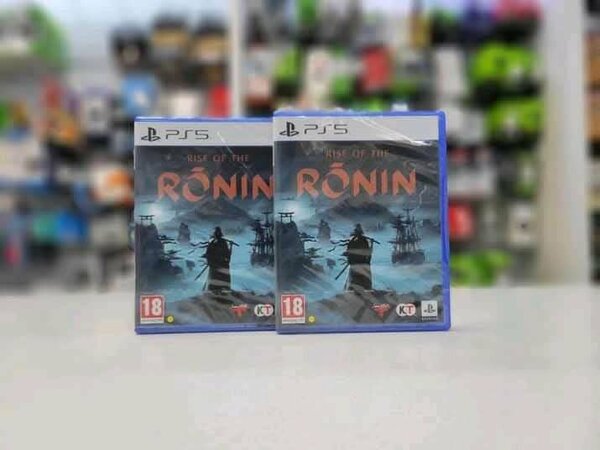 Jeux ps5 et jeux ps4