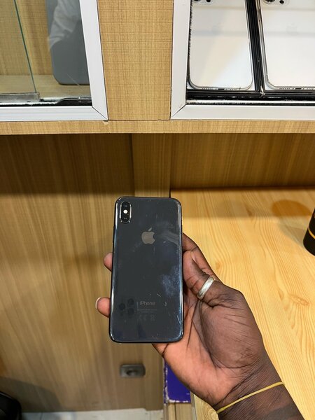 iPhone X