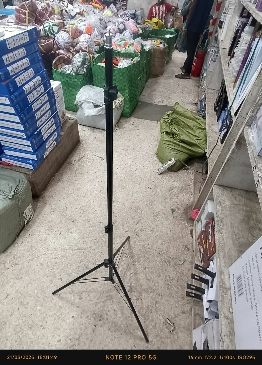 Trépied ajustable 2M
