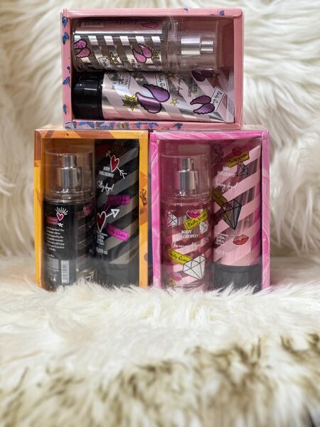 Set perfume