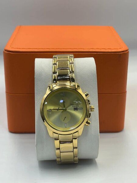 montres or rond