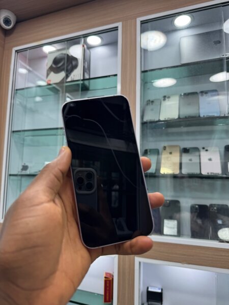 iPhone 14 Simple