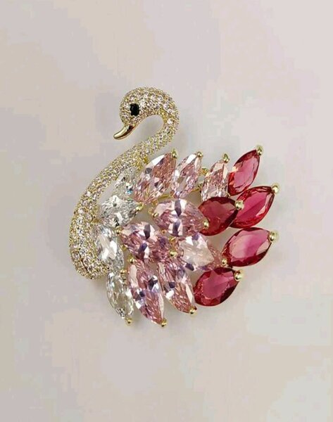 Broches