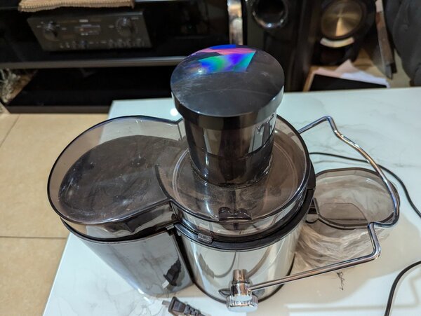 Juice maker