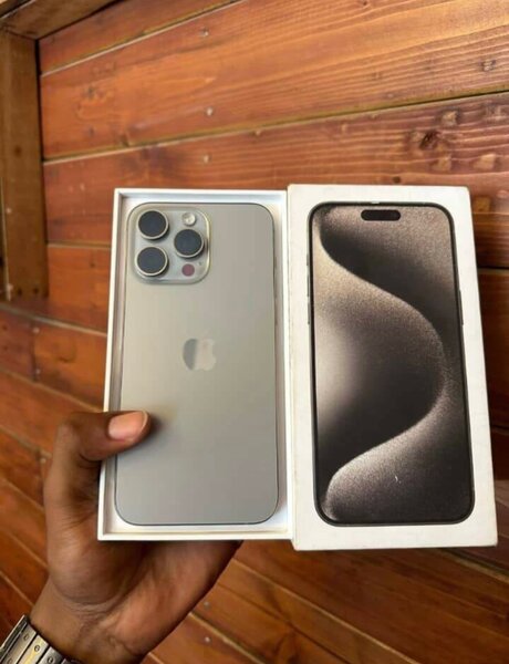 iPhone 15 Pro Max