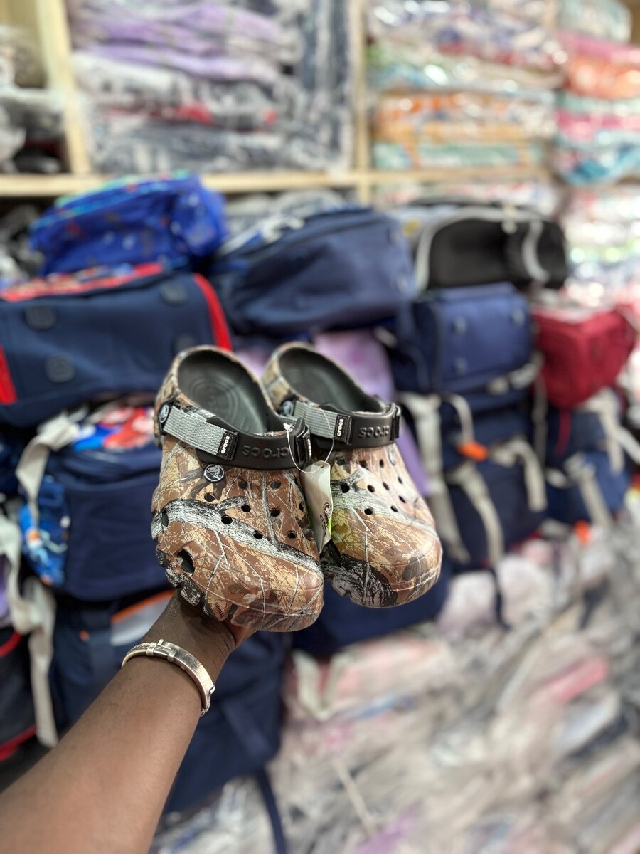 Sandale crocs