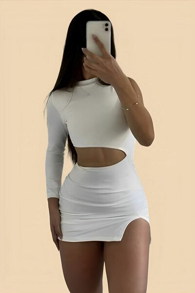 Robe décolletée