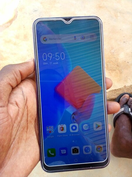 Tecno Spark 8C