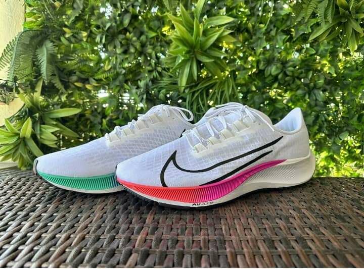 Adidas Nike