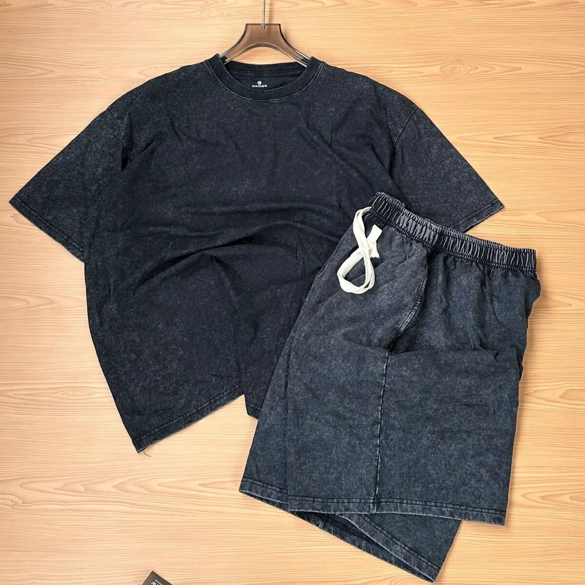 Top & down