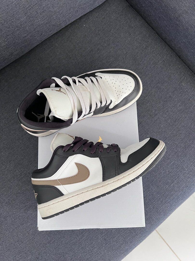AIR JORDAN 1