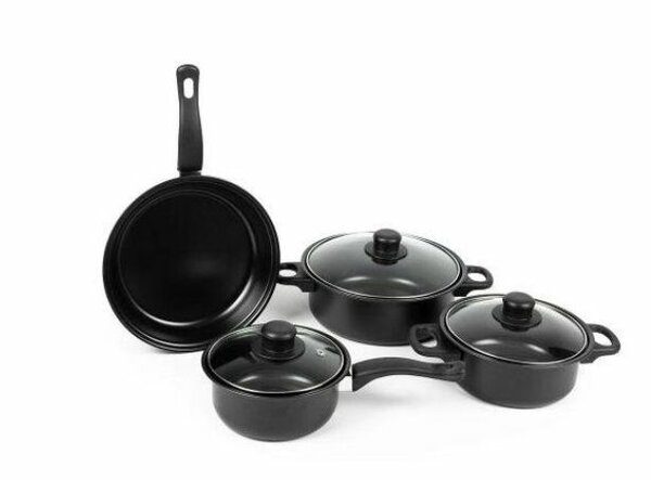 Batterie de cuisine casseroles