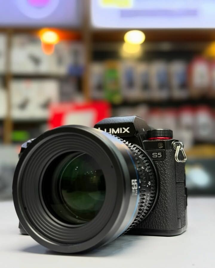 PANASONIC LUMIX S5 Mirrorless